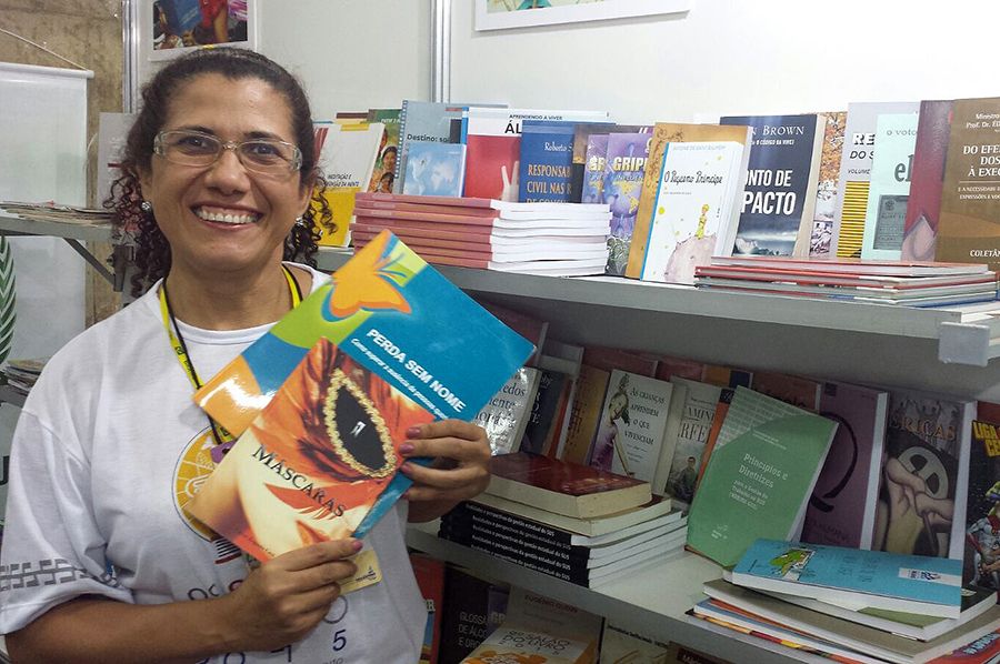 Atriz e pedagoga Cleuda