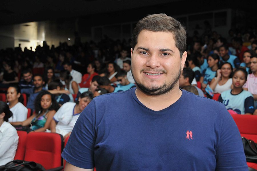 Thiago Sousa estagiário da DPE