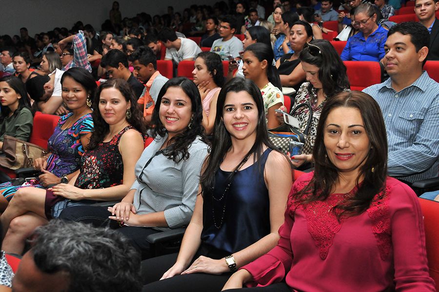 Leide Theophilo, Nicéia Menegon, Vivian Bernardes, Nonique Mendonça Ribeiro e a Mounira Hawat