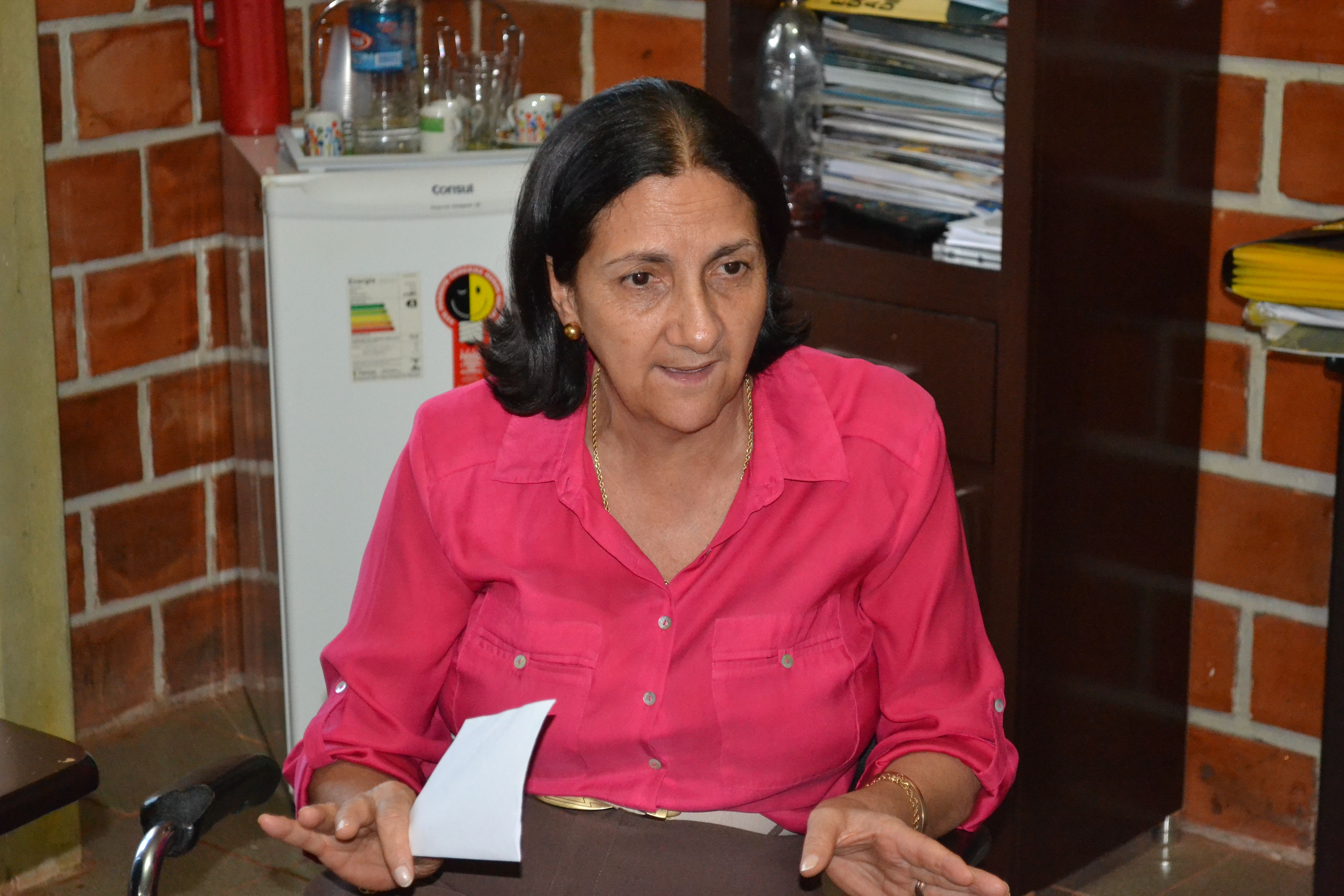 Secretária interina de administração