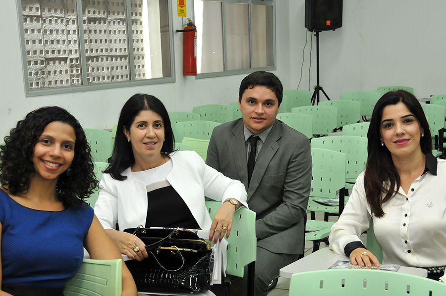 Defensoras Denise Souza, Mônica Prudente, Silvana Pimentel e o defensor Dianslei Gonçalves