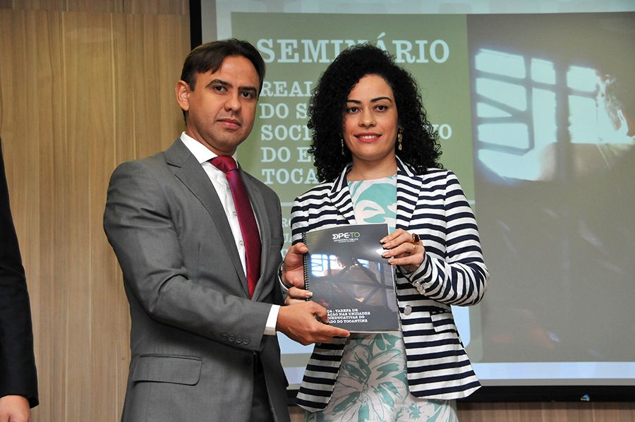 Defensor público geral, Marlon Amorim e a secretária Gleidy Braga