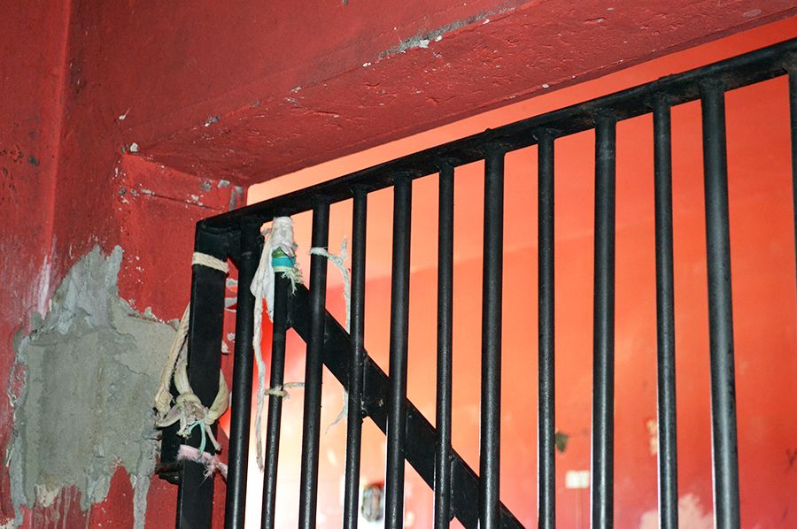 Paredes com rachaduras no Ceip Sul