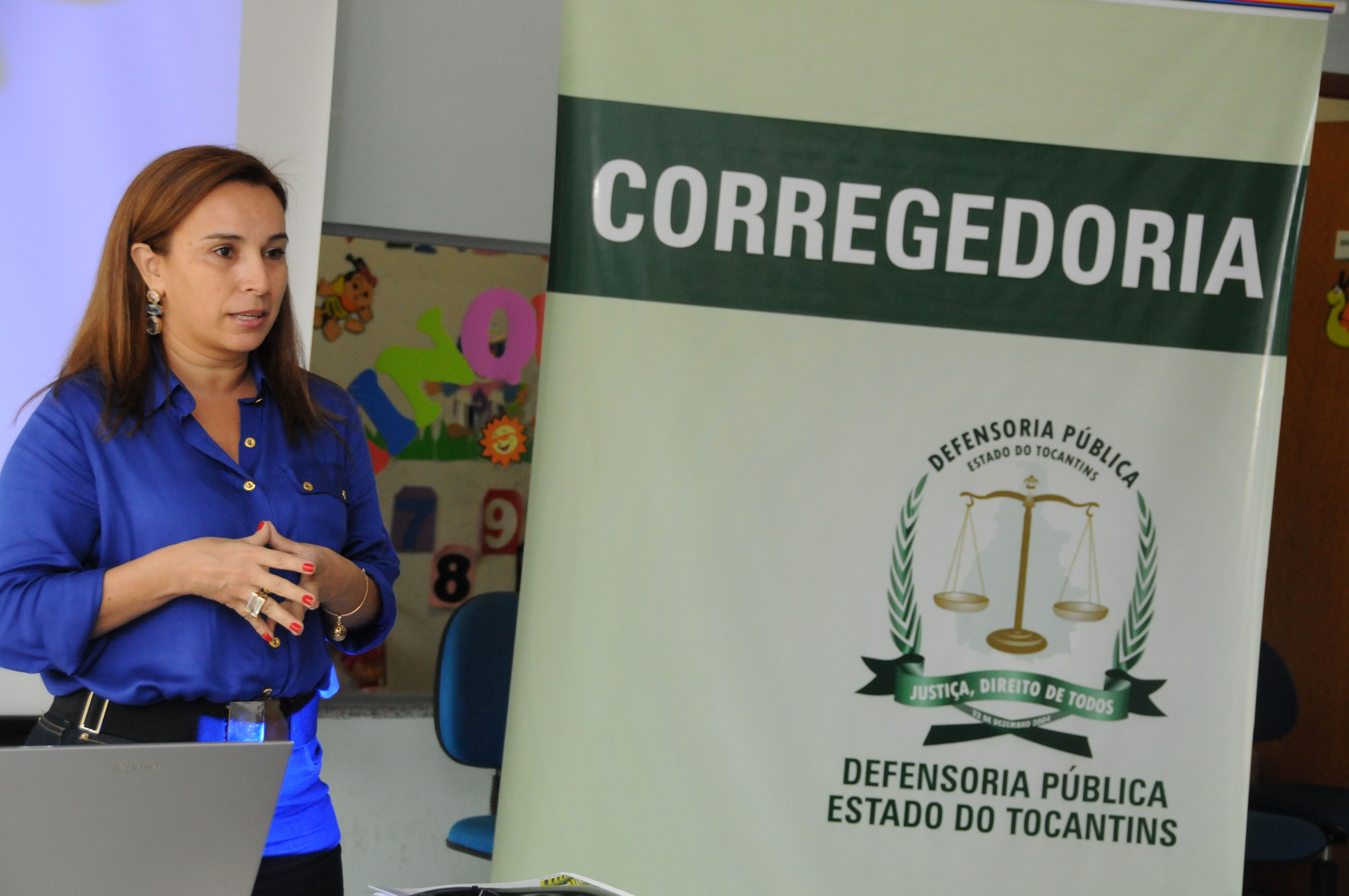 Chefe de gabinete da Corregedoria, Débora Ferreira