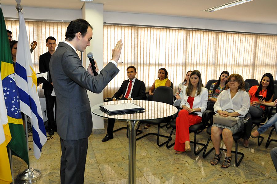 Defensor Público Felipe Cury, durante juramento de posse