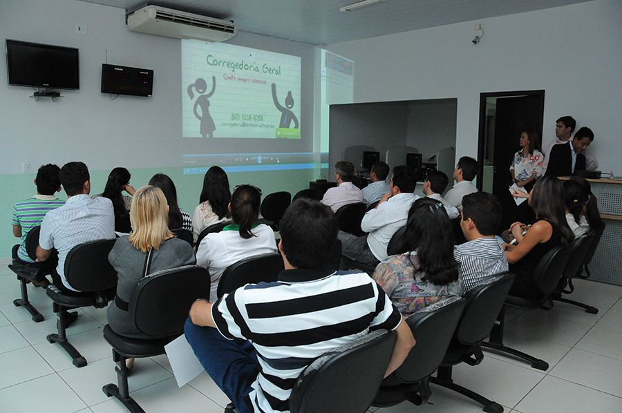 Apresentação de video institucional