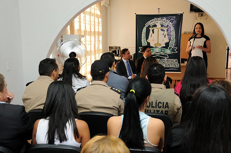 Defensora pública Napociani Póvoa durante abertura da solenidade de visita as instalações em Taguatinga
