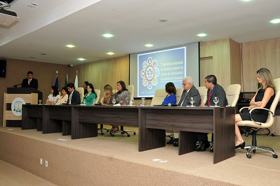 Pronunciamento do defensor público e coordenador do Nudecon Fabricio Brito