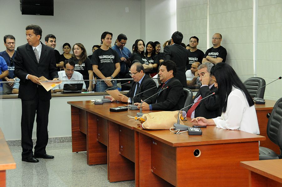 Reunião das comissões para votação da data base dos servidores da Defensoria Pública