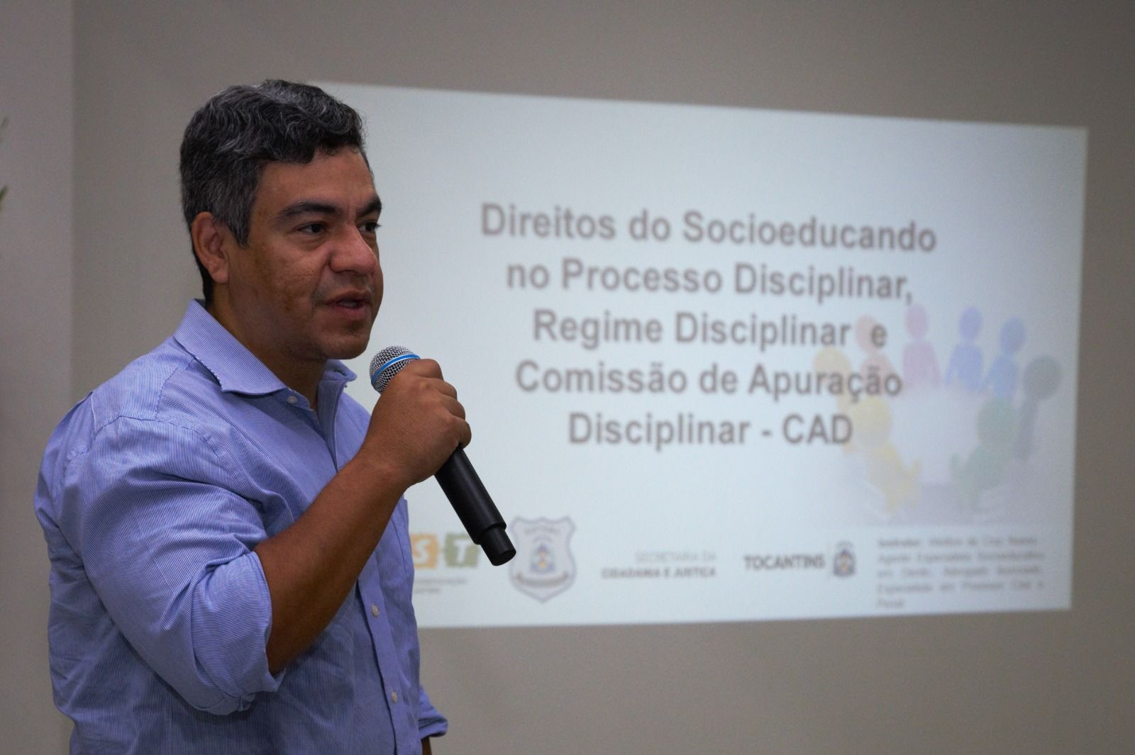 Freddy Alejandro relatou já ter atuado por muitos anos na área da infância e da juventude, o que o leva a reconhecer o valor da formação continuada promovida
