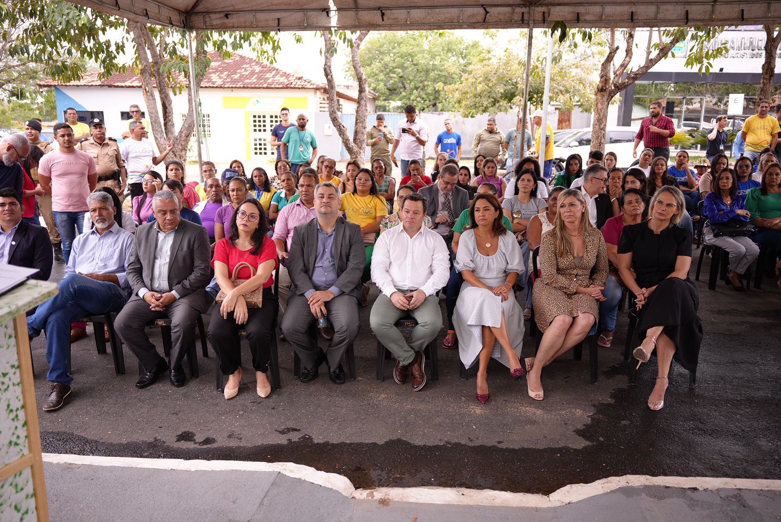 Inauguração foi pretigiada por membros da Administração Superior, profissionais da Instituição, autoridades locais e moradores do município