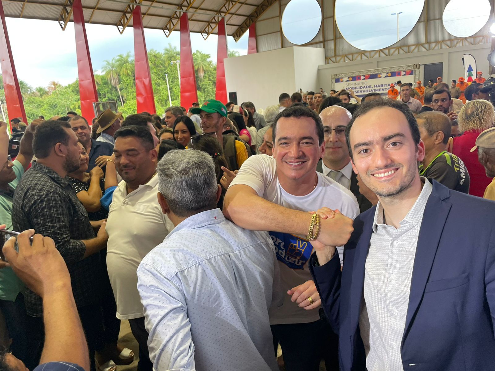 Defensor Felipe Cury com o deputado federal Alexandre Magalhães