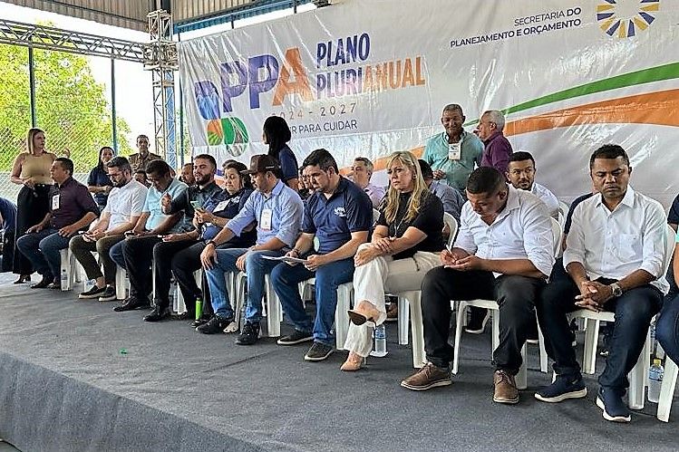 Estellamaris Postal fez parte do palco de autoridades