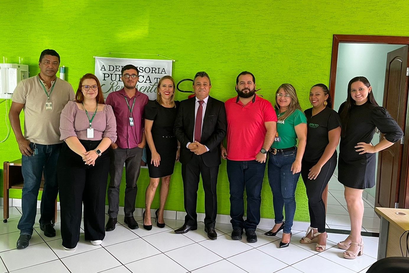 Profissionais da DPE-TO em Cristalândia com a equipe da Corregedoria da DPE-TO