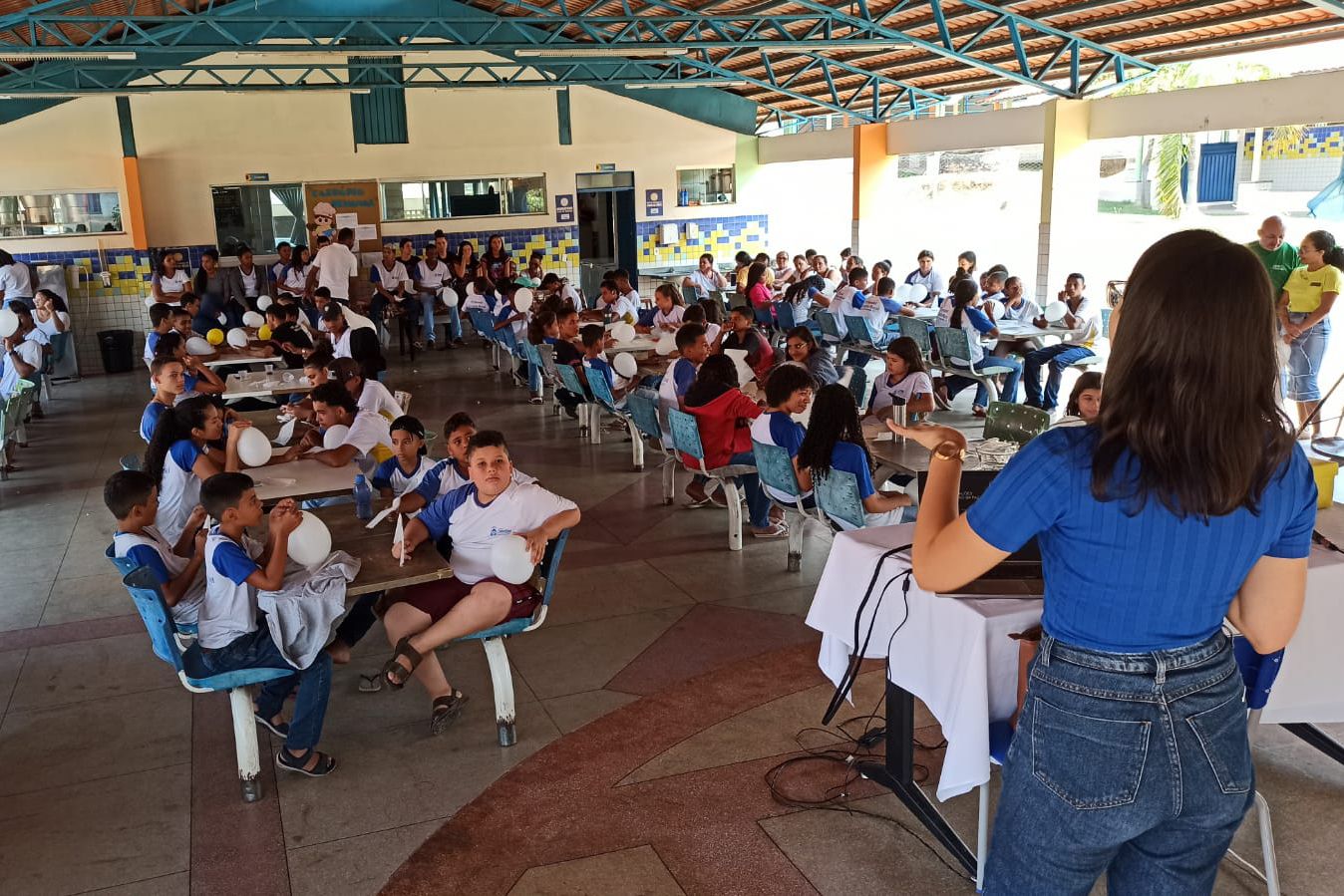 Layana Mara Schuch também conversou com os estudantes sobre a cultura de paz nas escolas