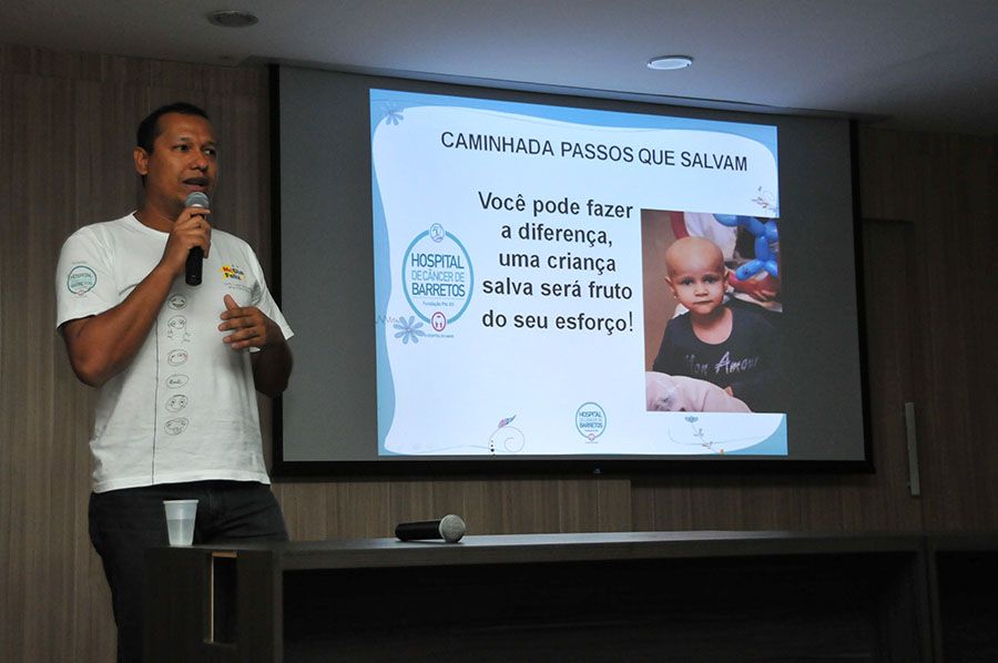 Enfermeiro intensivista Max-Miniano Rodrigues