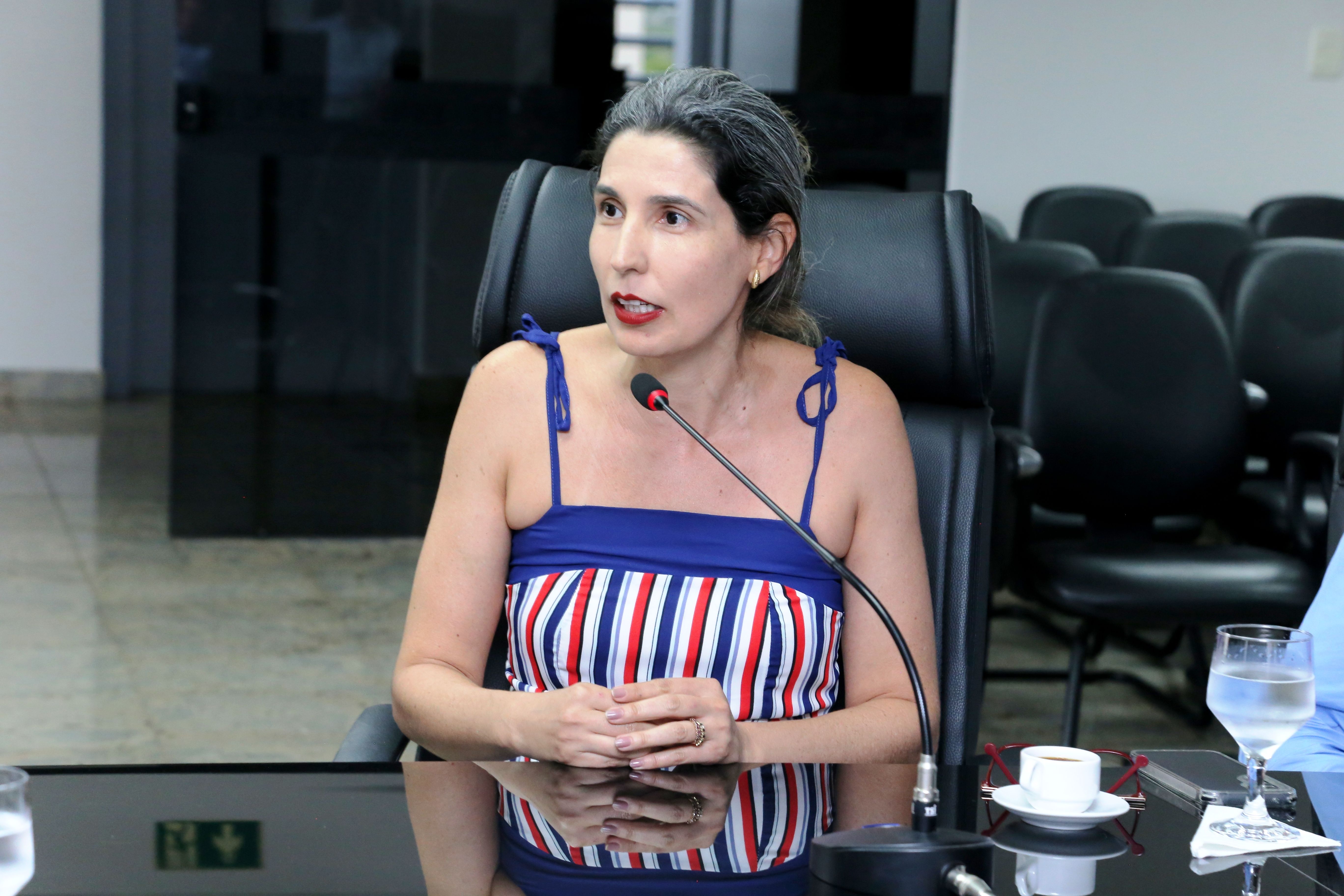 Para Elydia Monteiro, todos os servidores públicos ganham com capacitações para que possamos ter uma gestão mais eficiente