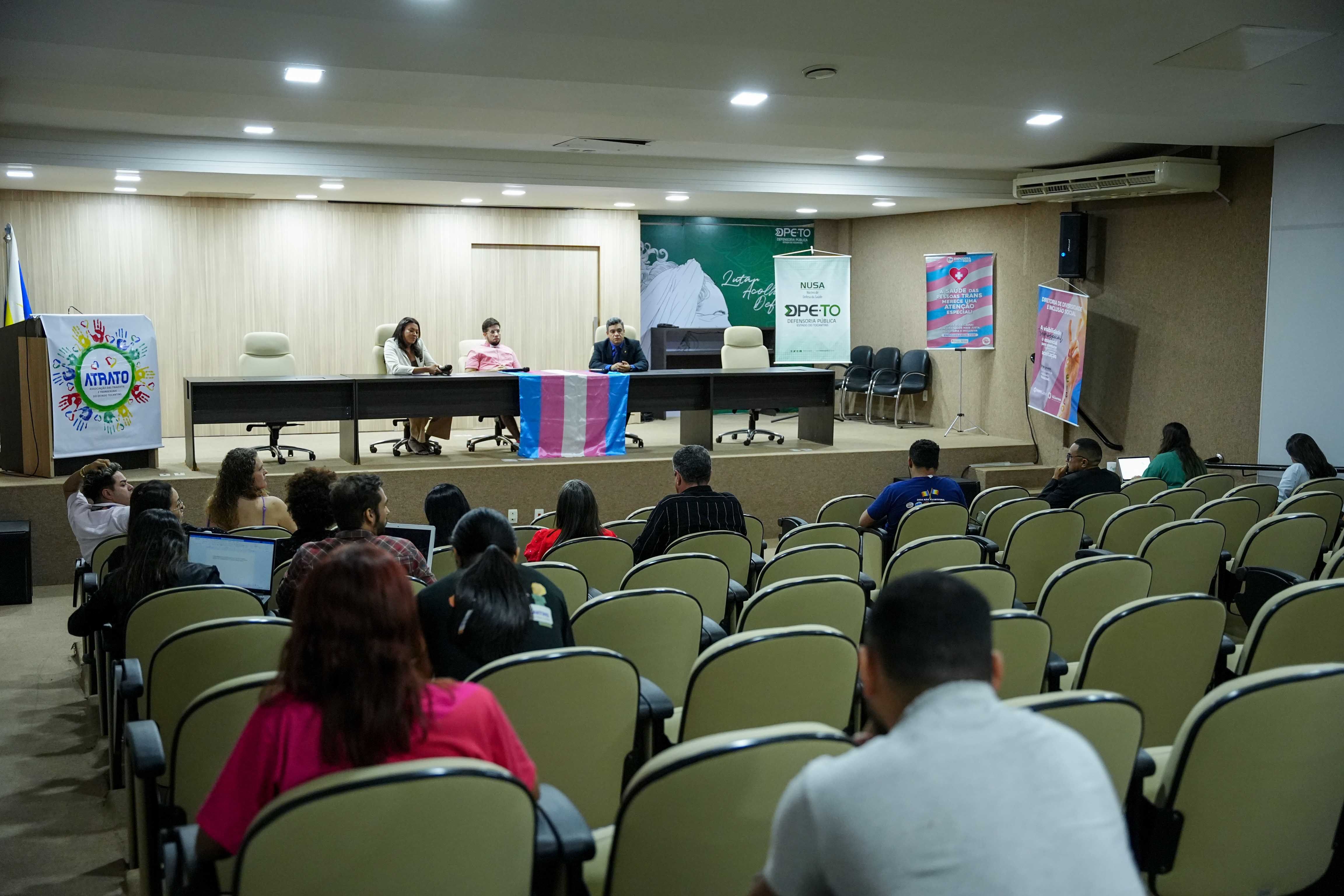 Evento foi realizado no auditório da DPE-TO