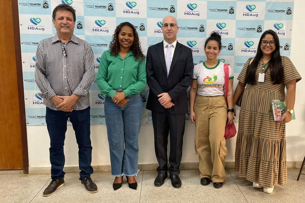 Registro com a direção do Hospital Regional de Augustinópolis