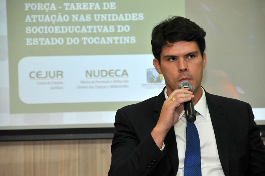 Defensor público Elson Stecca