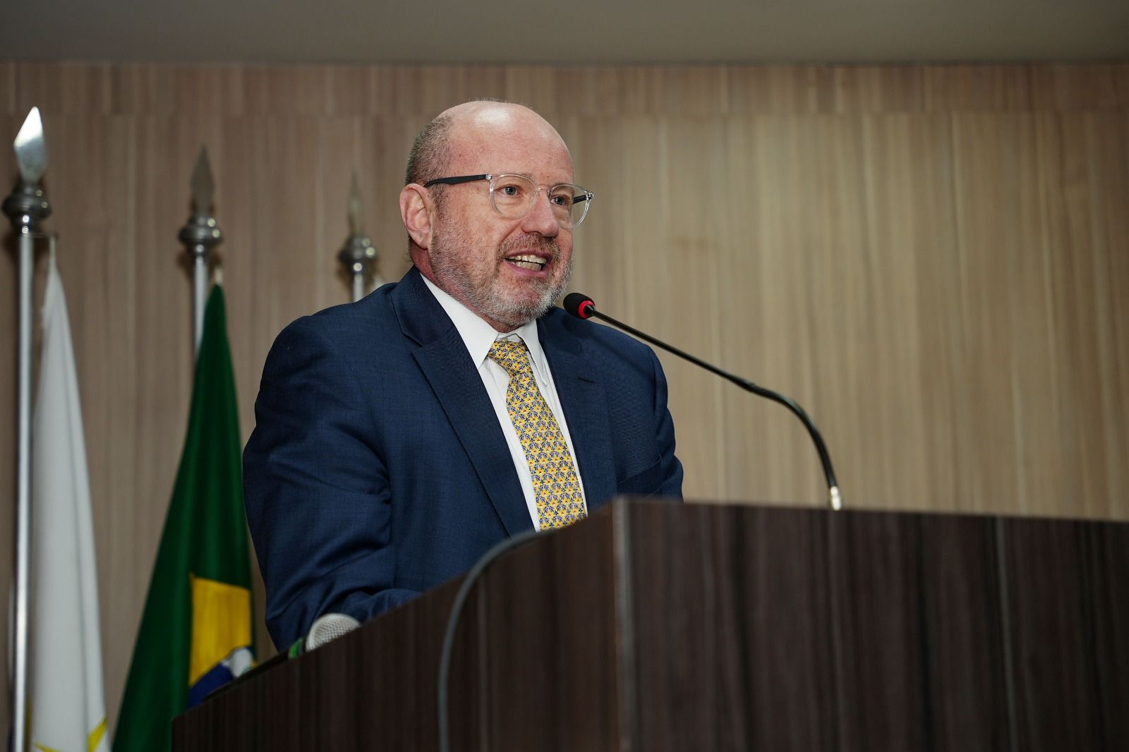 Carlos Weis disse que atuar junto às pessoas em situação de rua remete à necessidade de se dar plena atenção a diversas particularidades