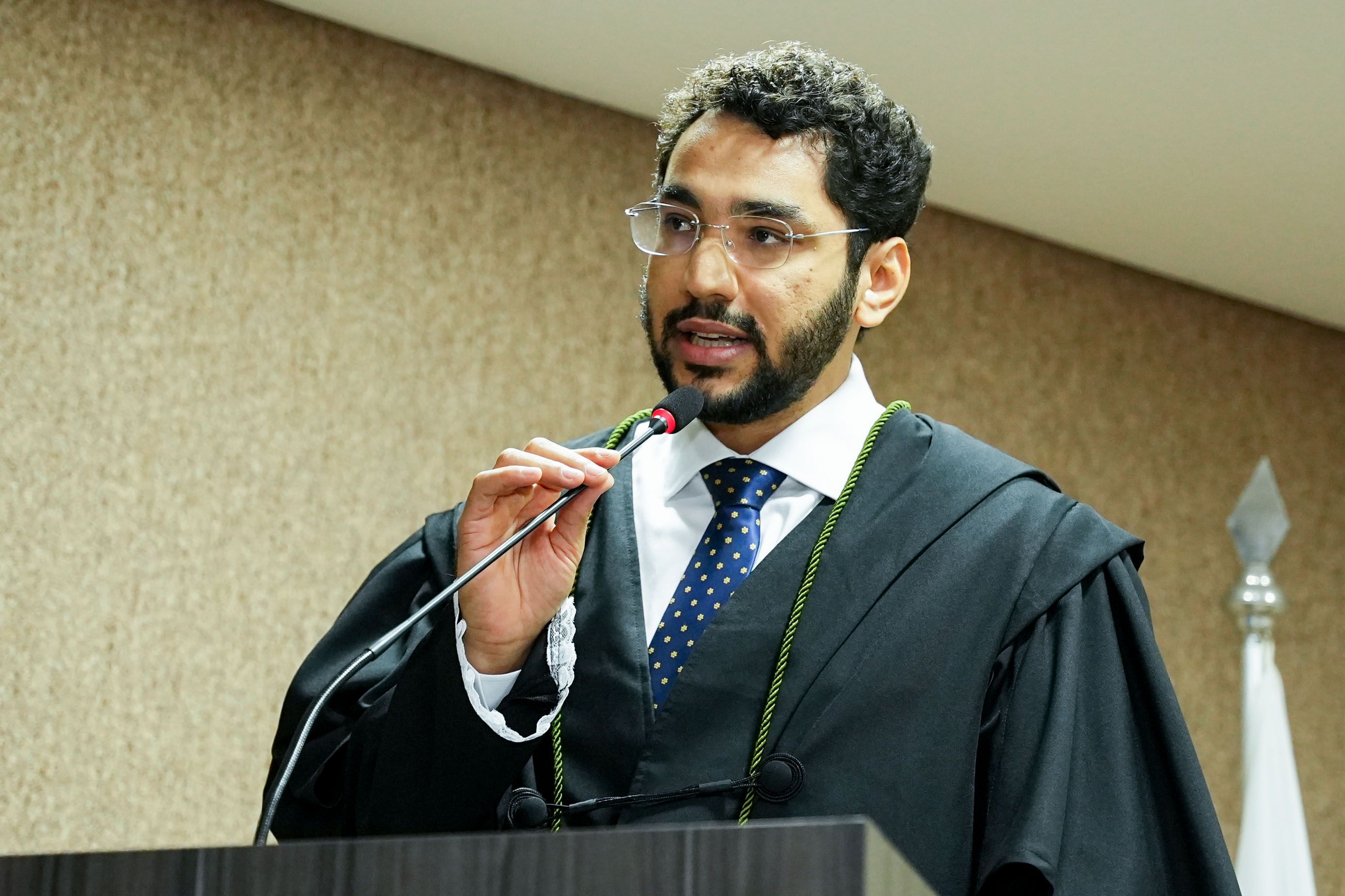 Representando os empossados, Thiannetan destacou a missão que ele e os novos colegas terão enquanto defensores públicos