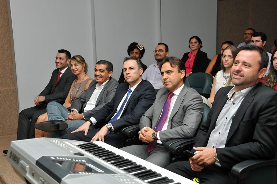 Defensores Fabrício Akitaya, Estellamaris Postal, Alexandre Augustus El Zayek, defensor geral, Marlon Amorim e Arthur Pádua