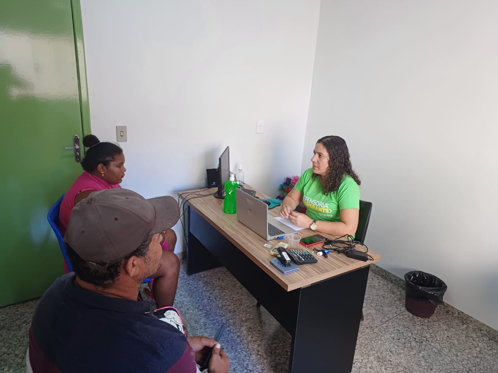 Defensora pública Luciana Oliani Braga integrou equipe de atendimento em Couto Magalhães