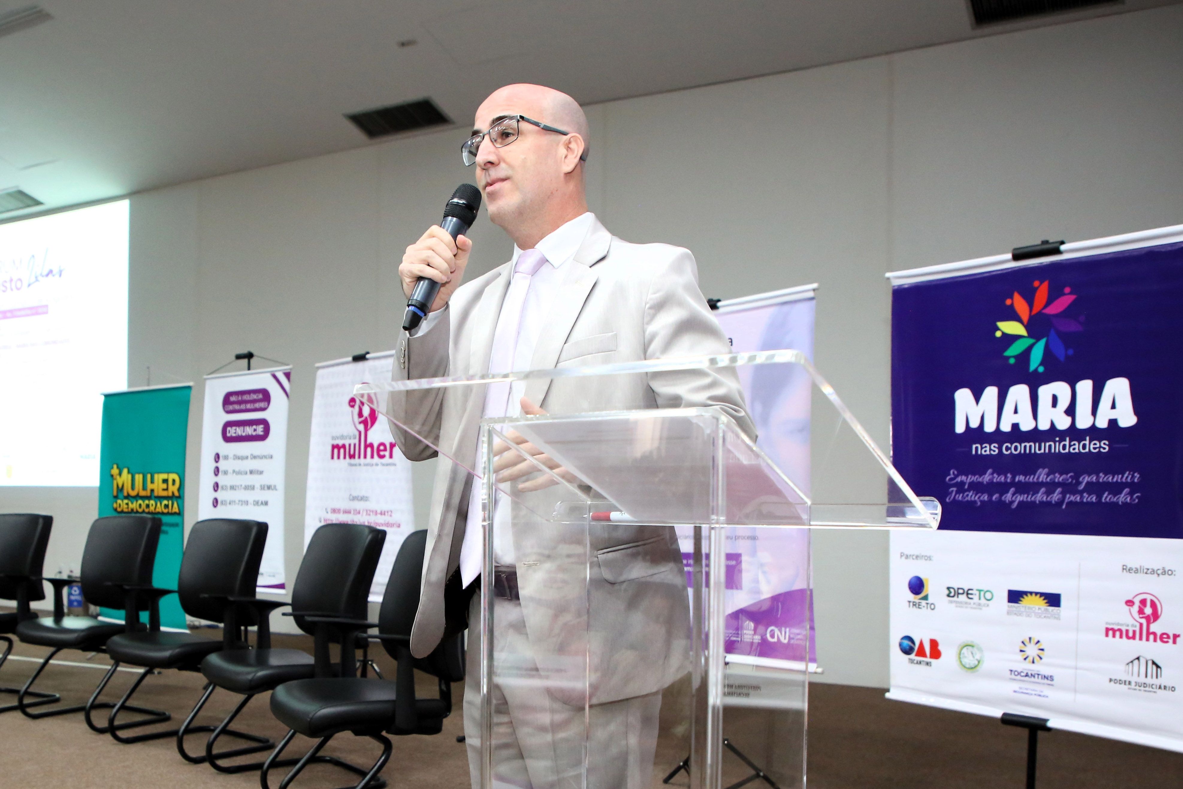 Na oportunidade, Sandro Ferreira ressaltou a importância de iniciativas que visam promover os direitos das mulheres