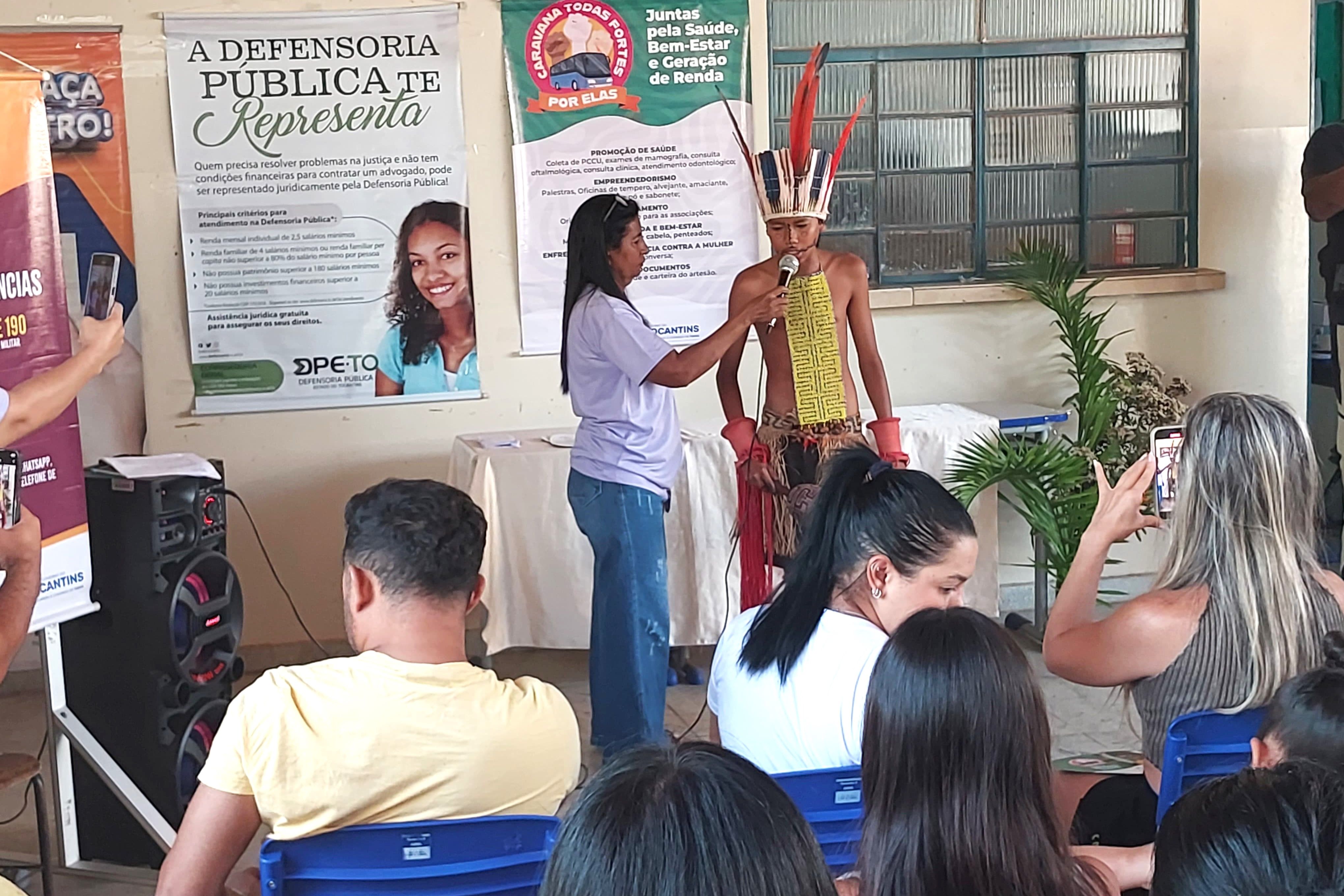 A programação contou com apresentação artística de crianças da aldeia, rodas de conversa, dentre outras ações