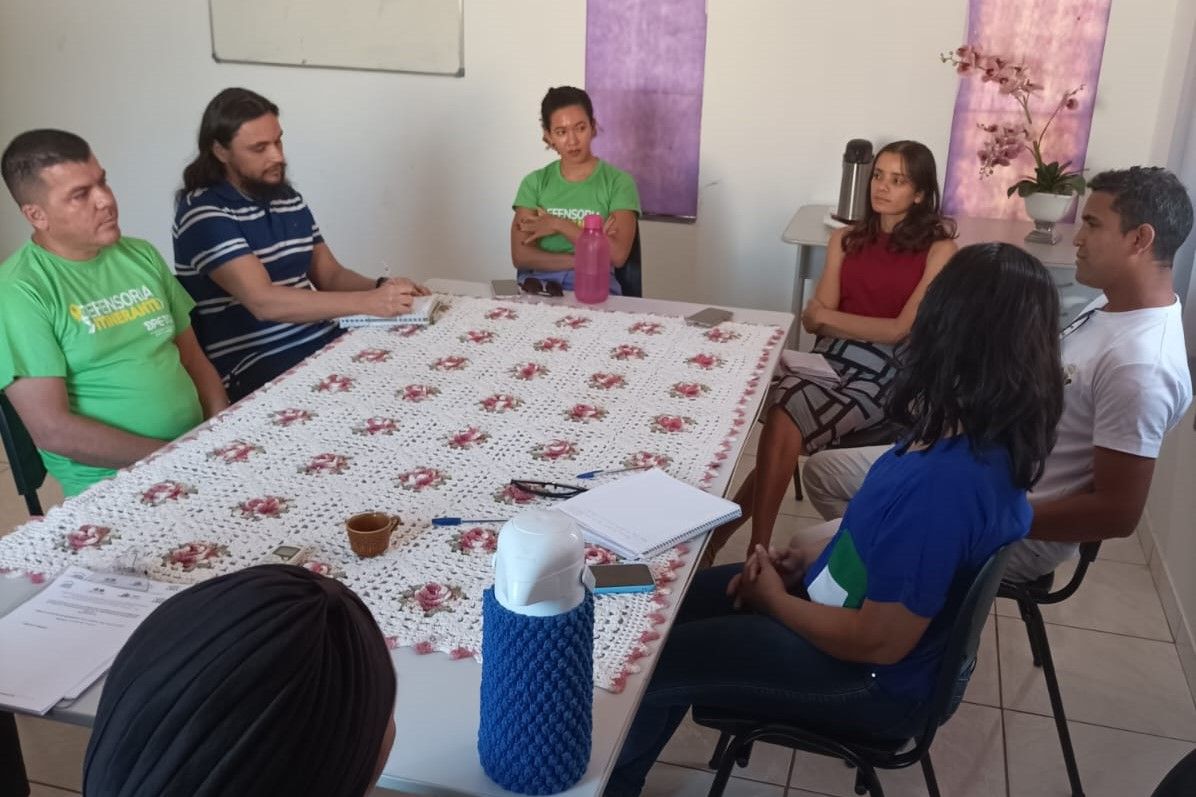 Equipe da DPE-TO se reuniu com representantes da Comissão Emergencial da Prefeitura Municipal