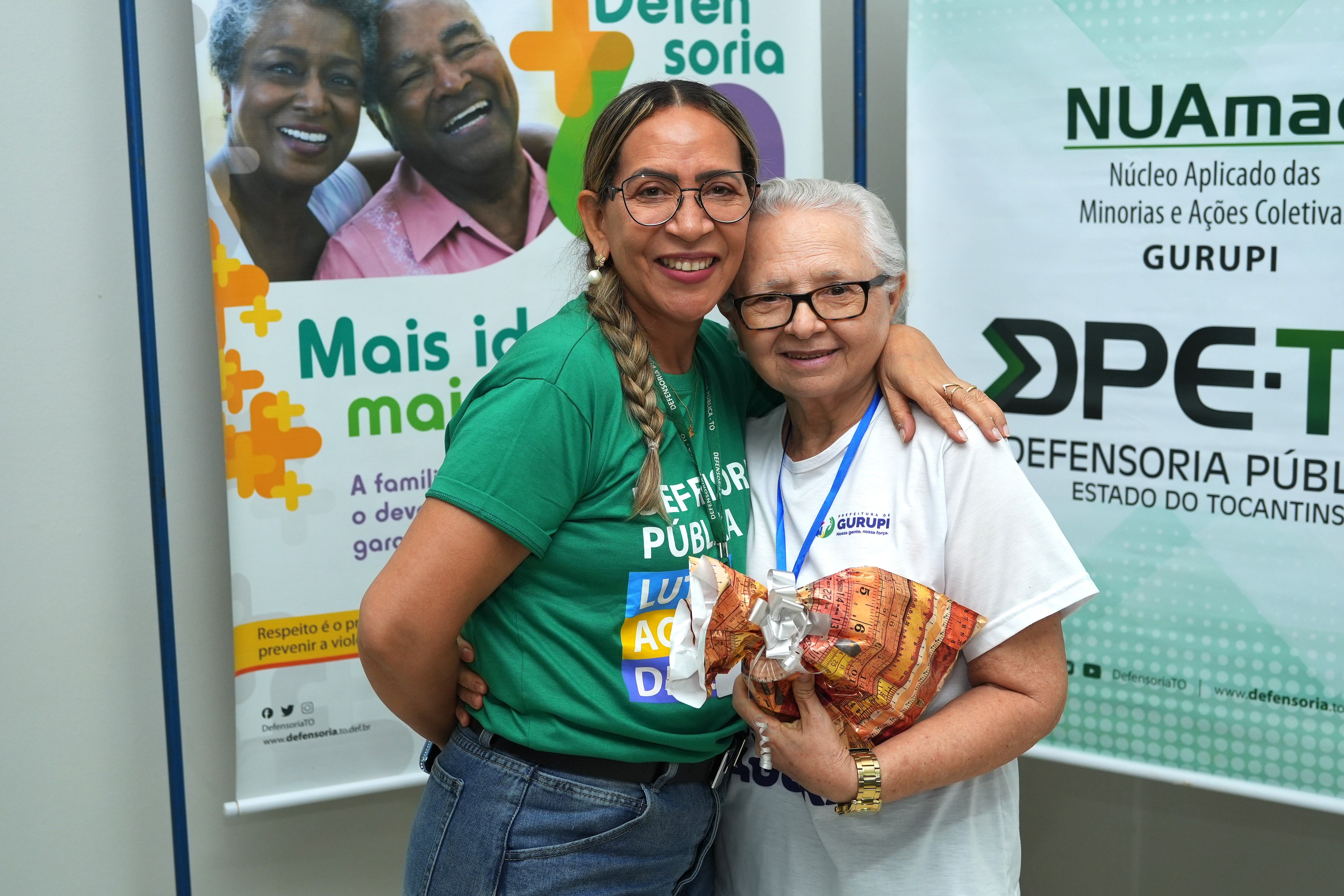 Foram realizados vários sorteios entre as participantes, promovendo alegria e descontração.