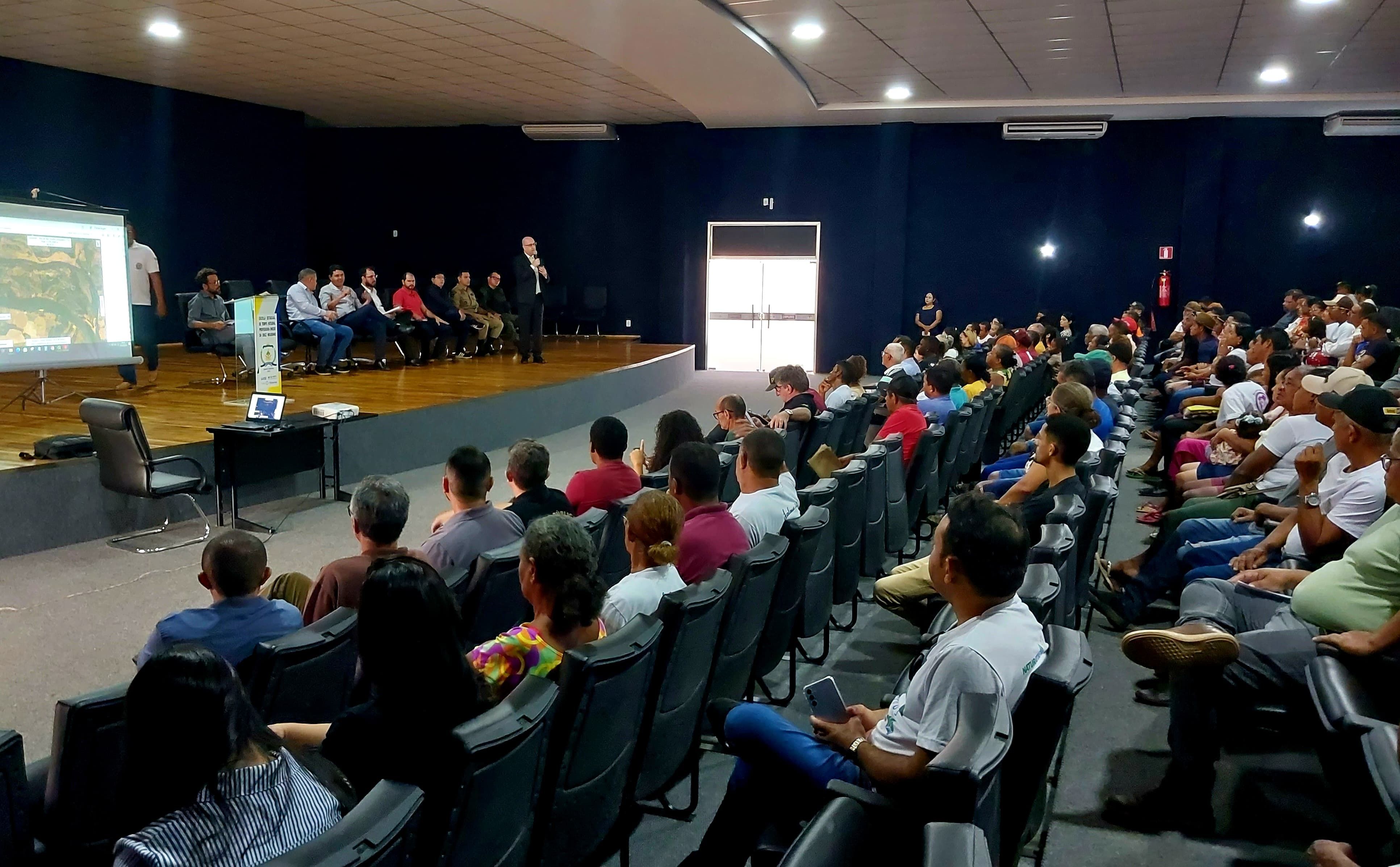 Reunião do Incra tratou do início dos trabalhos de notificação para desocupação da Ilha São Vicente