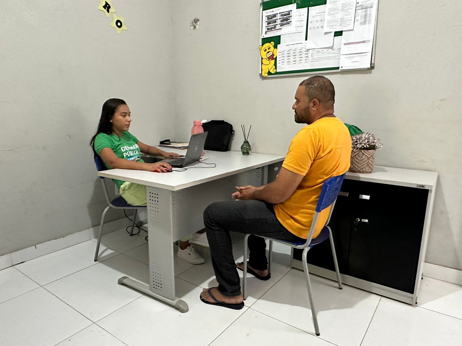 Pessoas com perfil de assistida são atendidas na ação