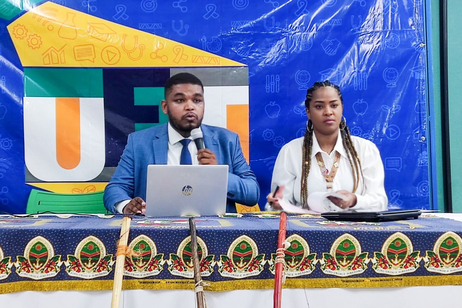 Foram tratadas pautas importantes como racismo estrutural e a importância de cotas nas universidades