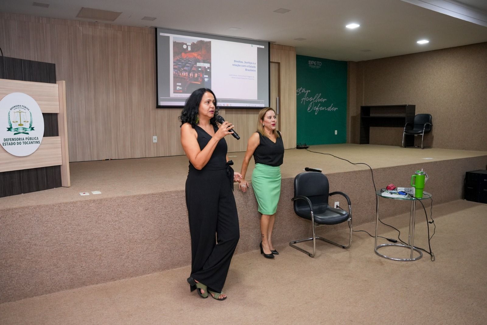 A coordenadora do curso, professora Reijane Pinheiro da Silva, destacou a relevância da atividade como parte do primeiro módulo da graduação