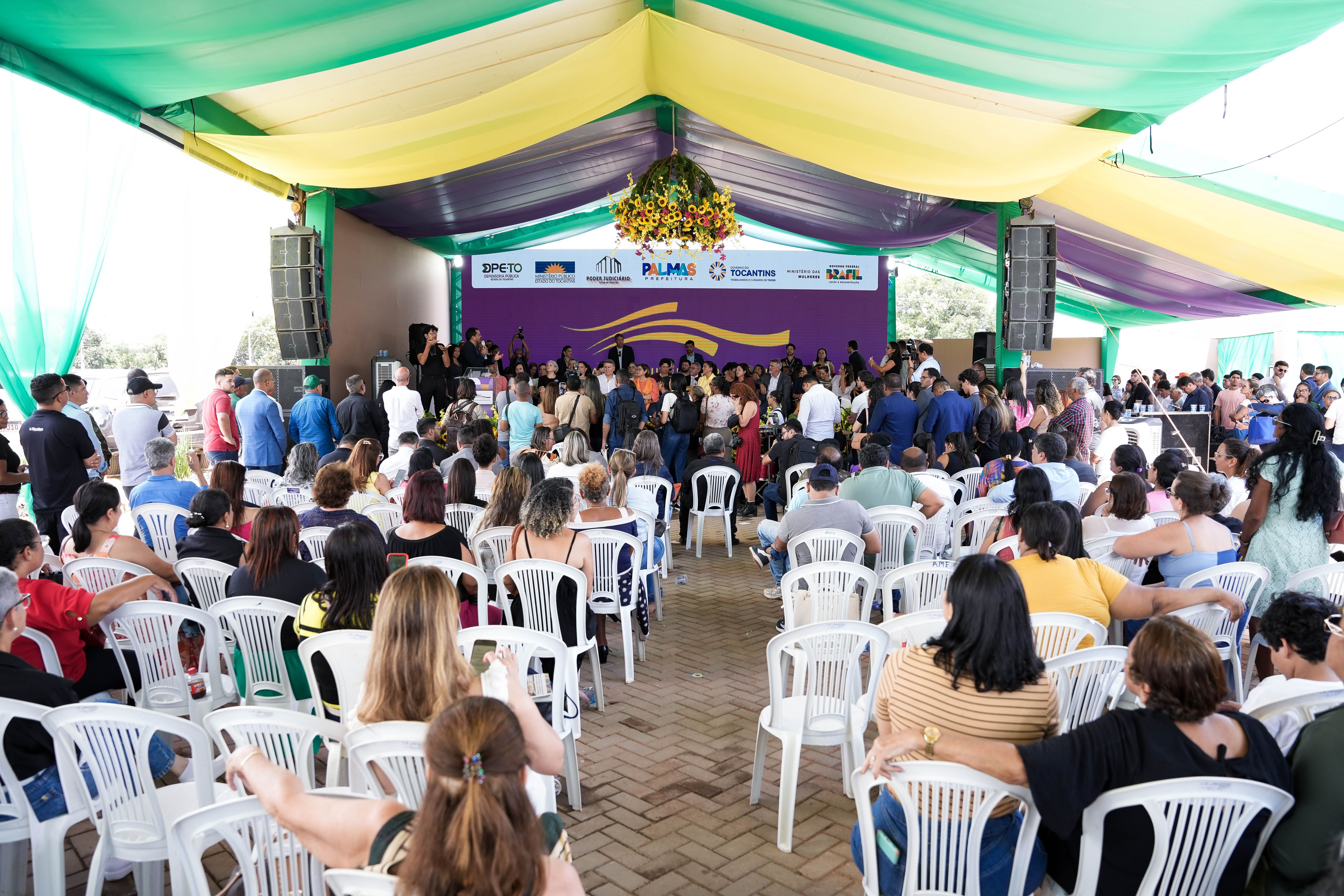 A CMB integra o Programa Mulher Viver sem Violência, do Governo Federal, que visa garantir o acesso rápido e eficiente a serviços de proteção, apoio psicológico, jurídico e social para mulheres vítimas de violência