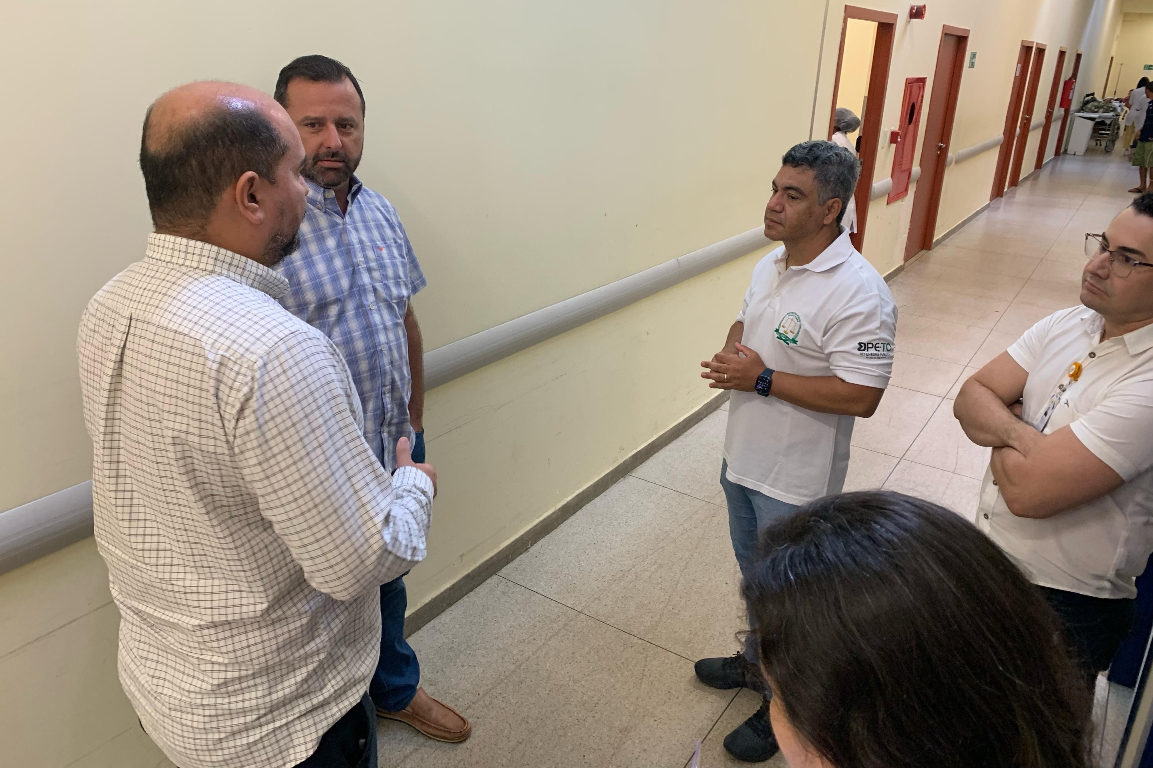 Defensoria Pública também vistoriou alguns setores do hospital