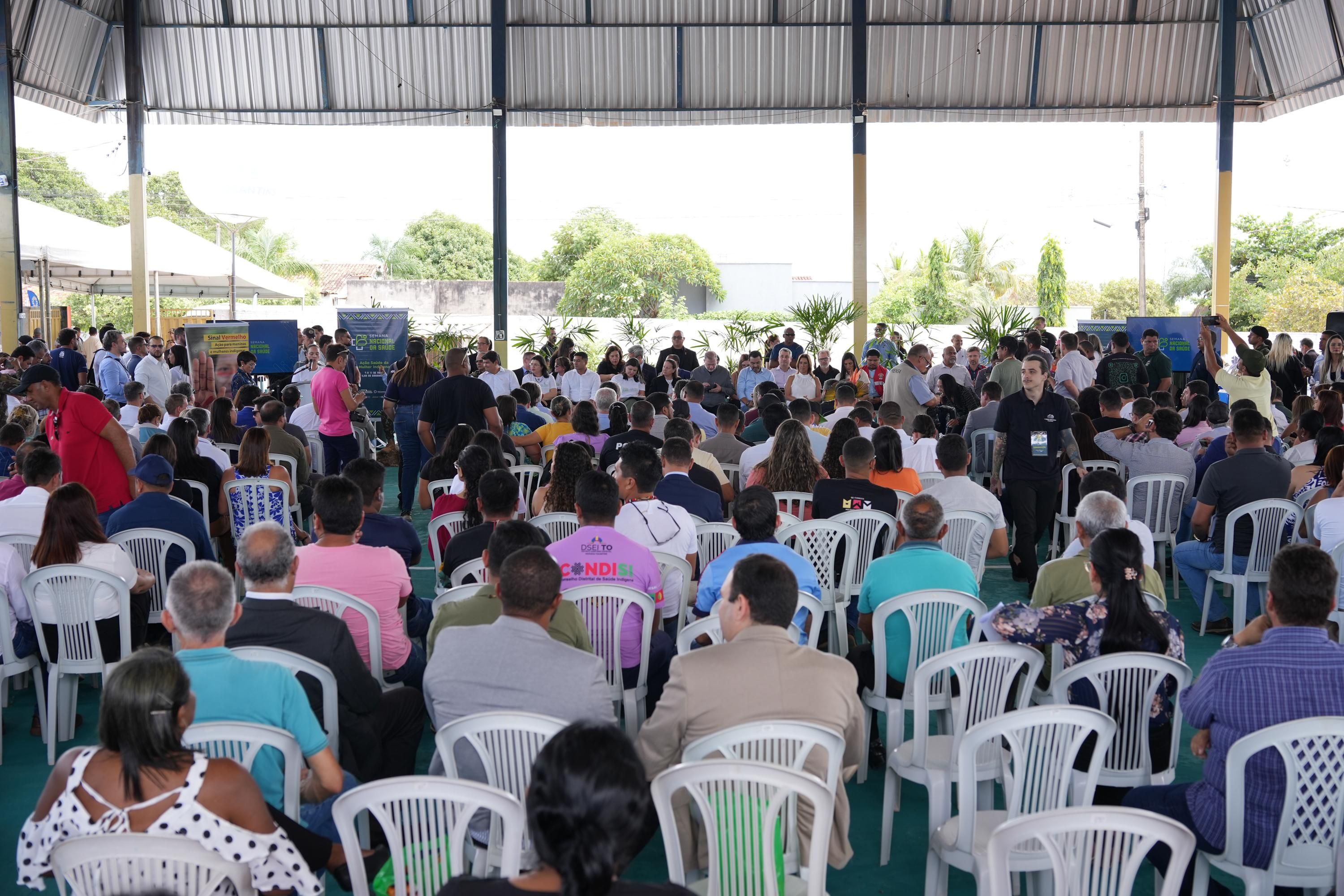 Os serviços e atendimentos serão realizados até a próxima sexta-feira, 11, na Escola Municipal Hermínio Azevedo Soares, local onde também foi realizada a abertura da programação