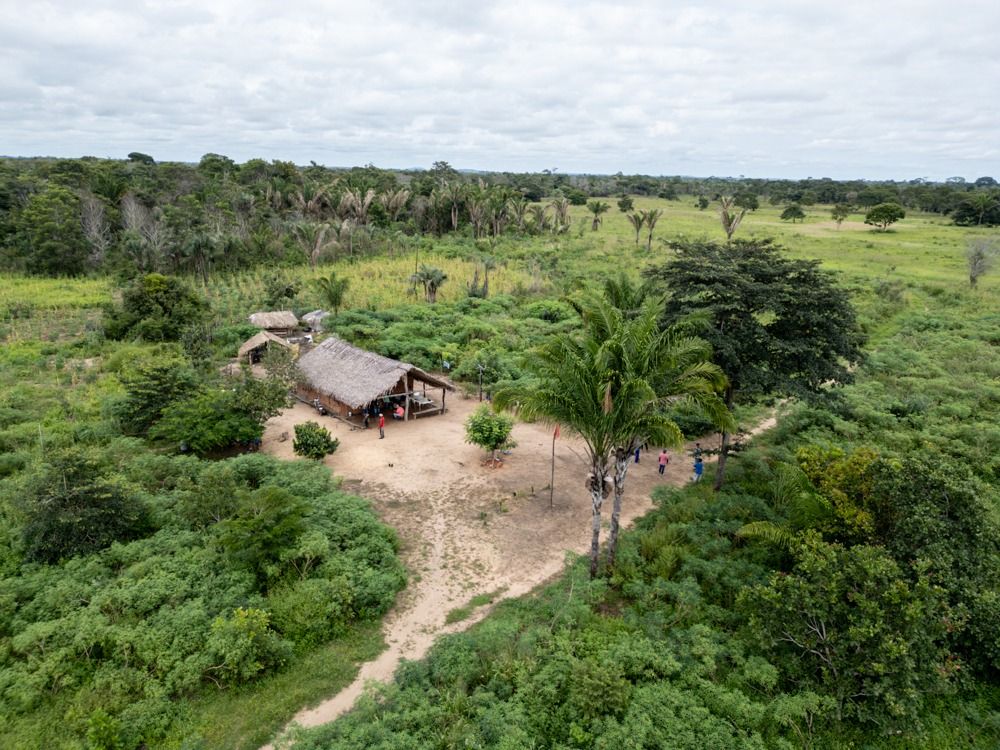 Foram ouvidas as demandas das famílias acampadas no local.