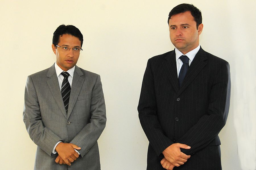 Defensores públicos Leonardo Oliveira e Arthur Luis Pádua