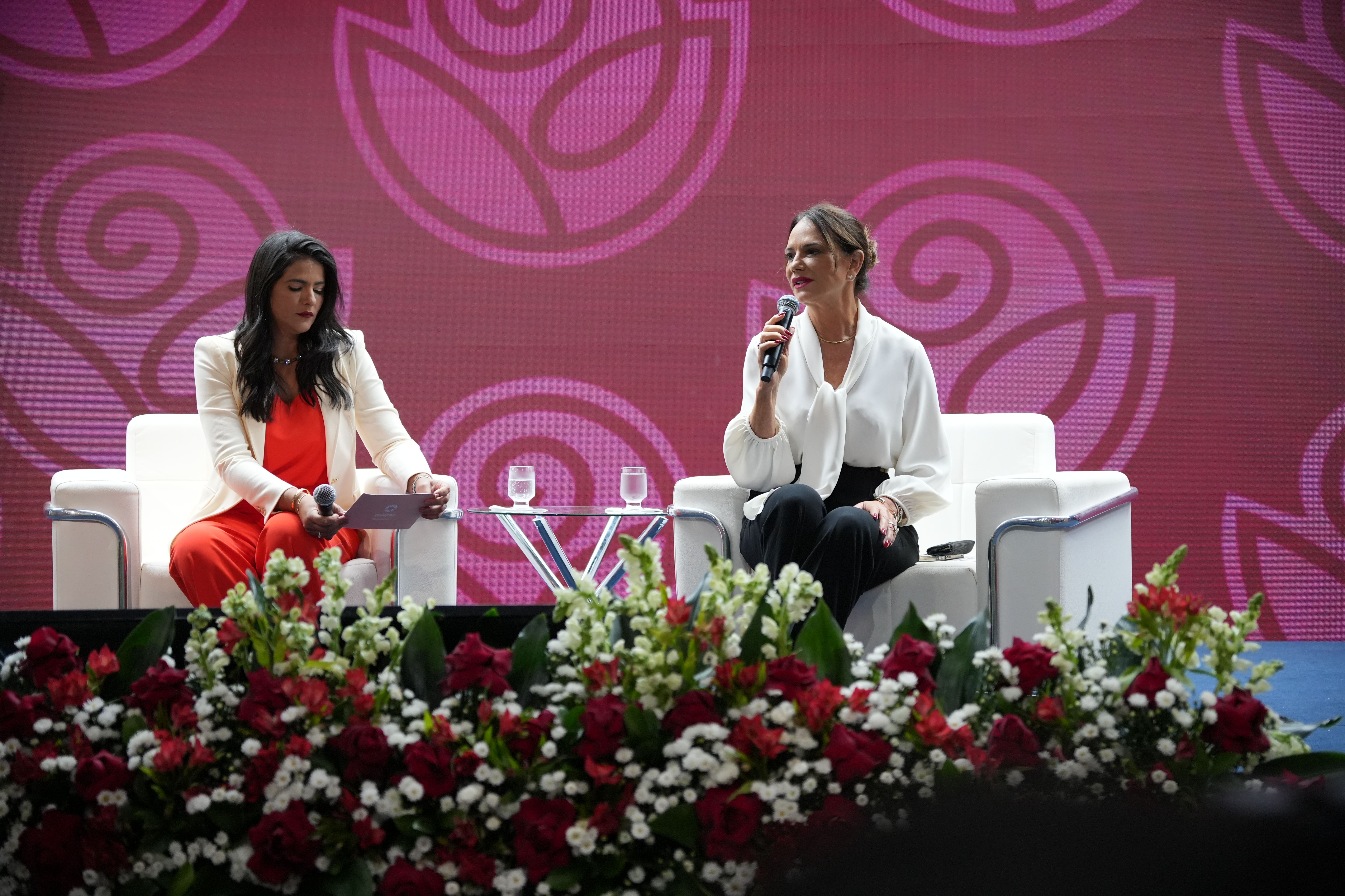 O evento contou ainda com palestra da ex-modelo e ativista Luiza Brunet