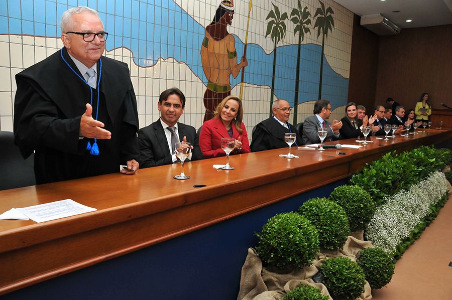 Conselheiro Manoel Pires dos Santos, durante solenidade de posse