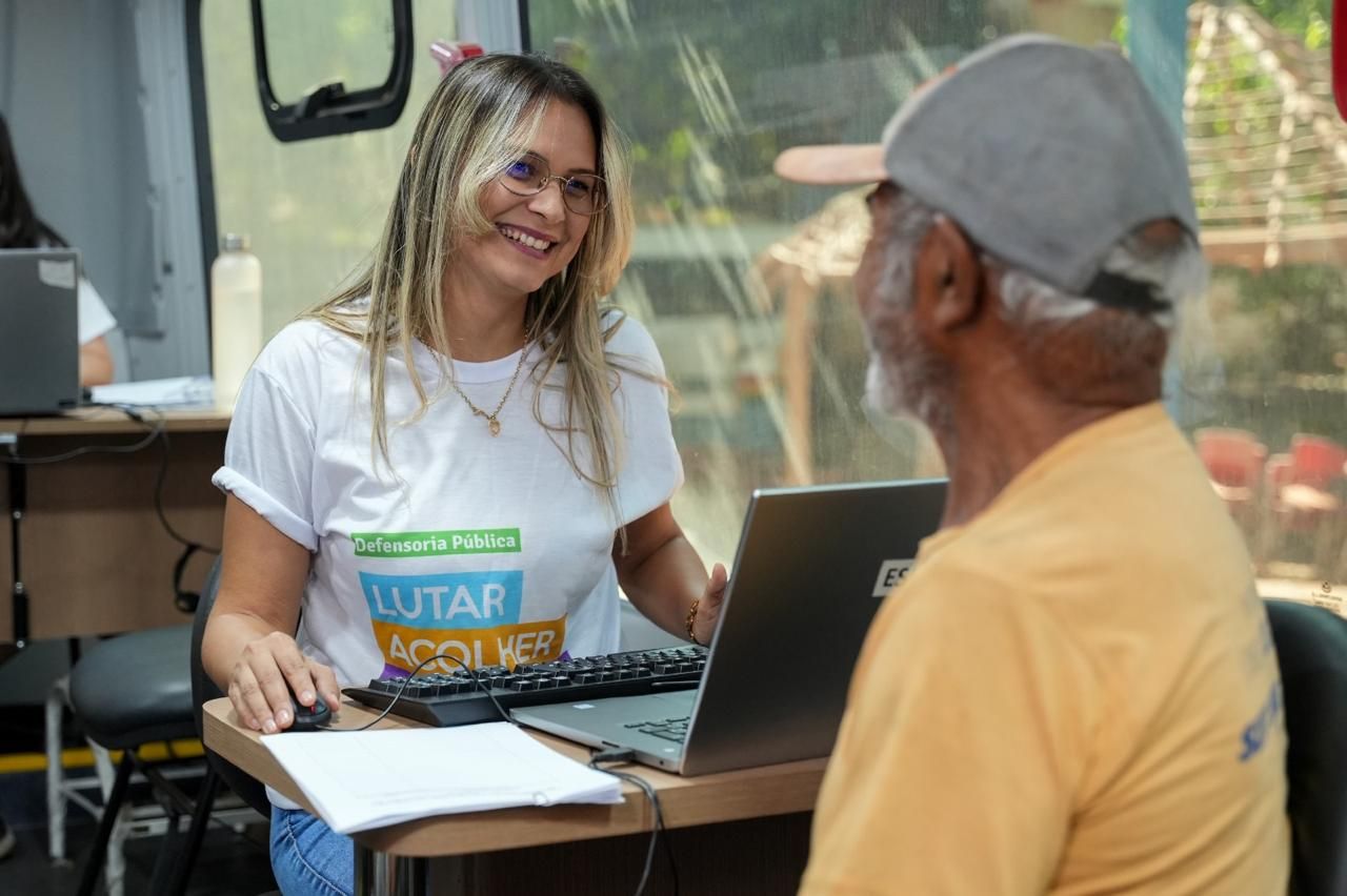 Atendimento jurídico gratuito às pessoas assistidas