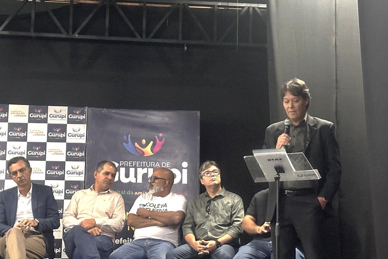 Iwace Santana destacou a relevância da organização dos catadores em cooperativas como instrumento fundamental para garantir melhores condições de trabalho