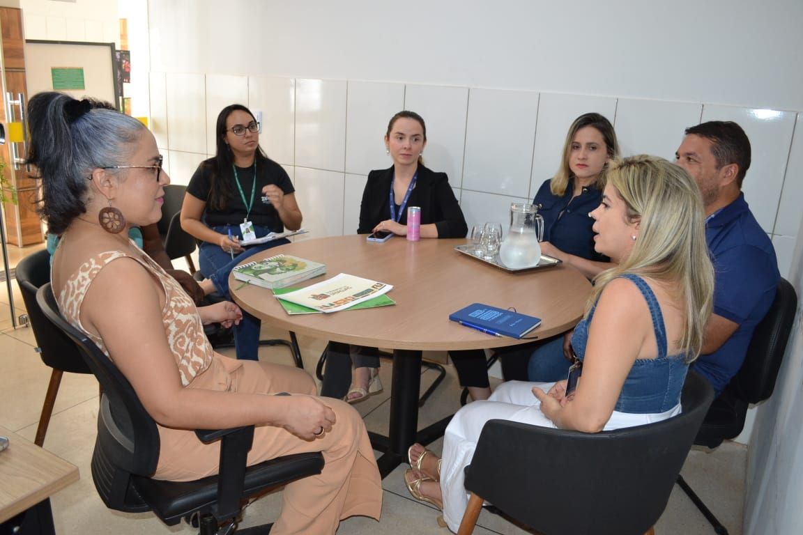 DPagra se reunião com estudantes de Direito da Unitins em Augustinópolis