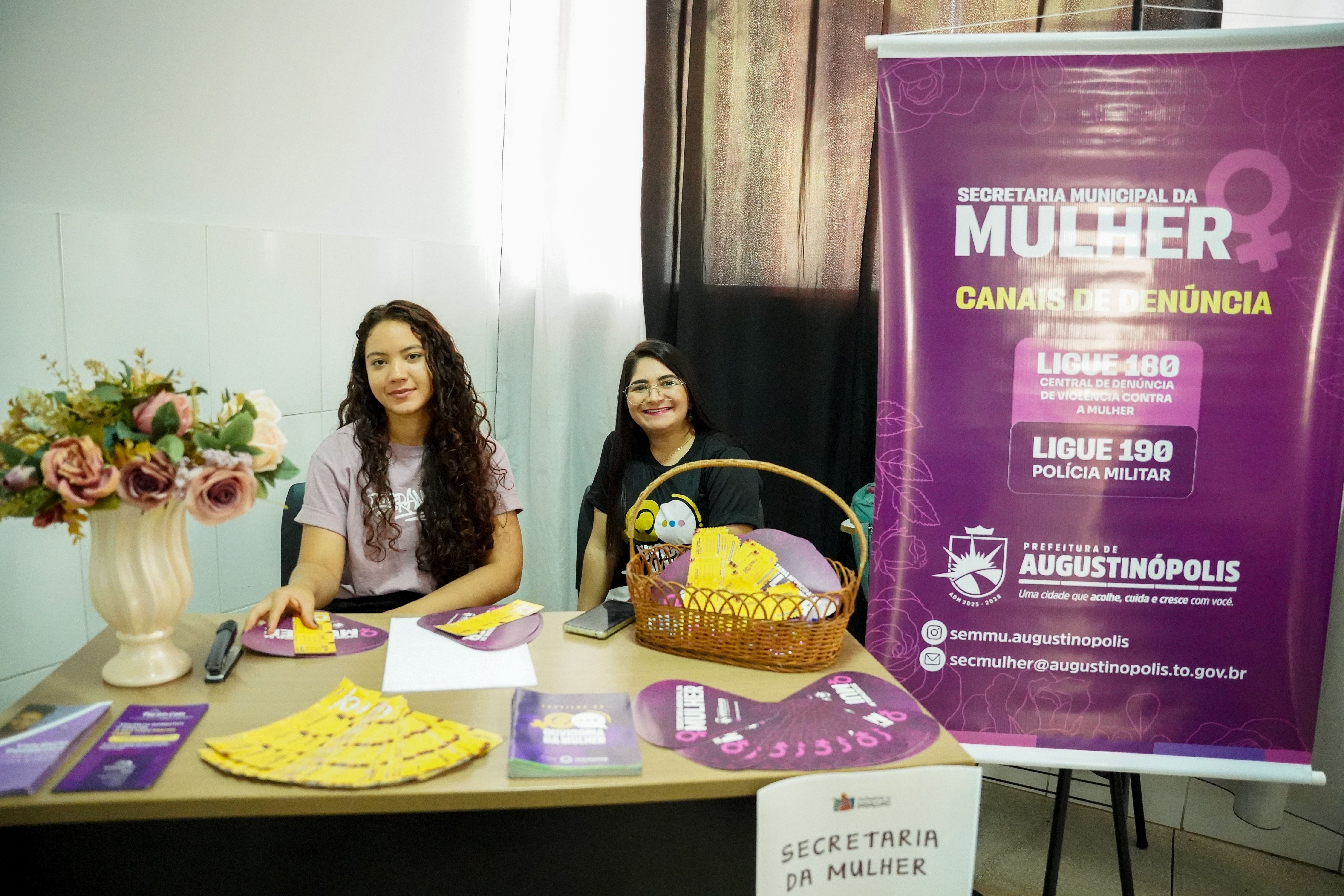 Equipe da Secretaria da Mulher presente
