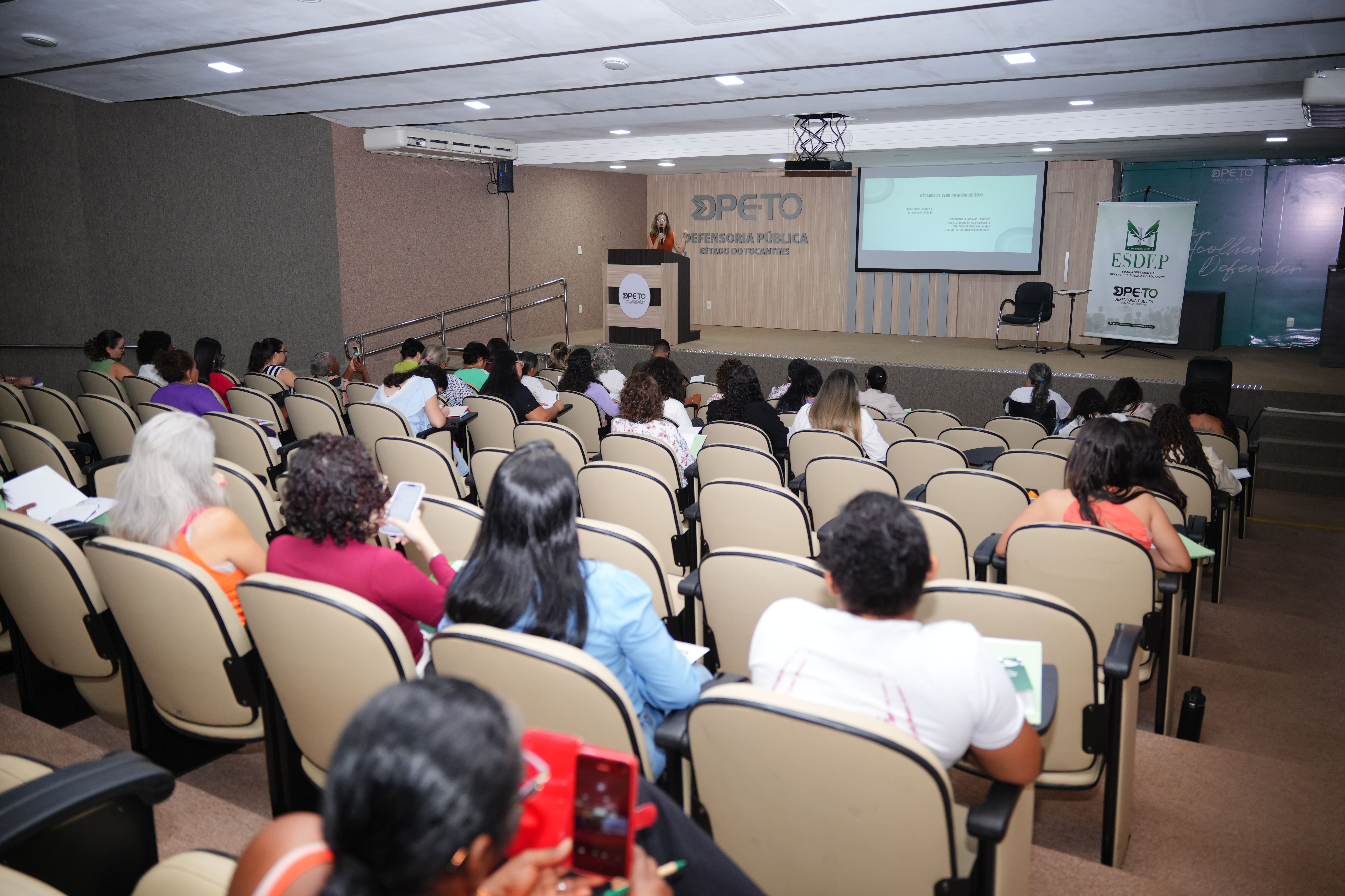 As aulas acontecem na sede de atendimendos da DPE-TO, em Palmas.