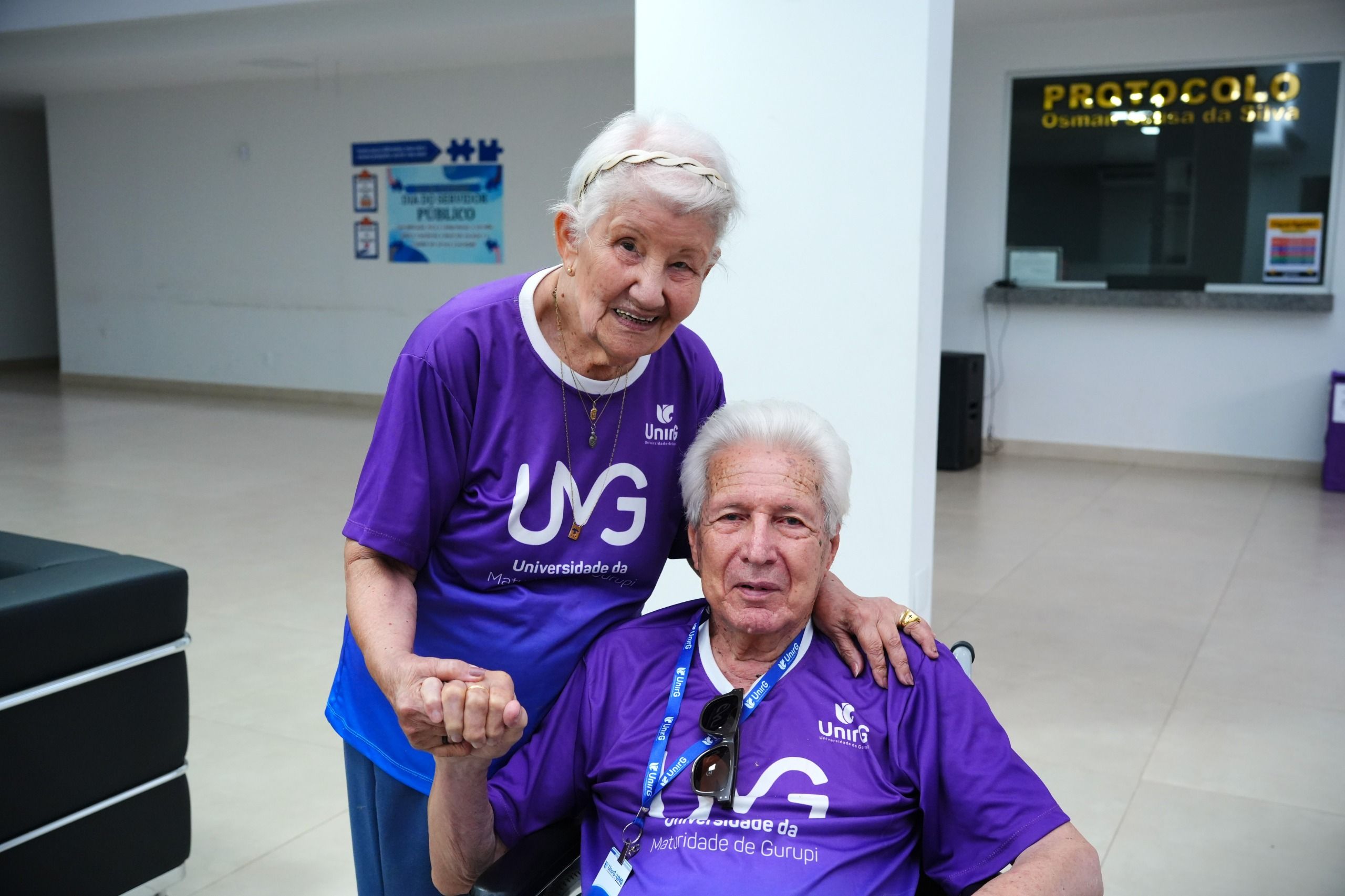 Casados há 64 anos, Flávio Maciel Coelho (91) e Marilene Bueno Coelho (88) também parabenizaram a ação