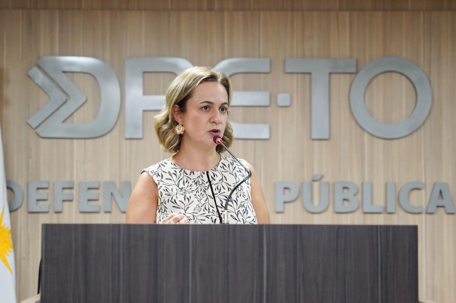 " Educação em direitos são armas que não ferem, libertam”, disse a defensora pública Pollyana Assunção